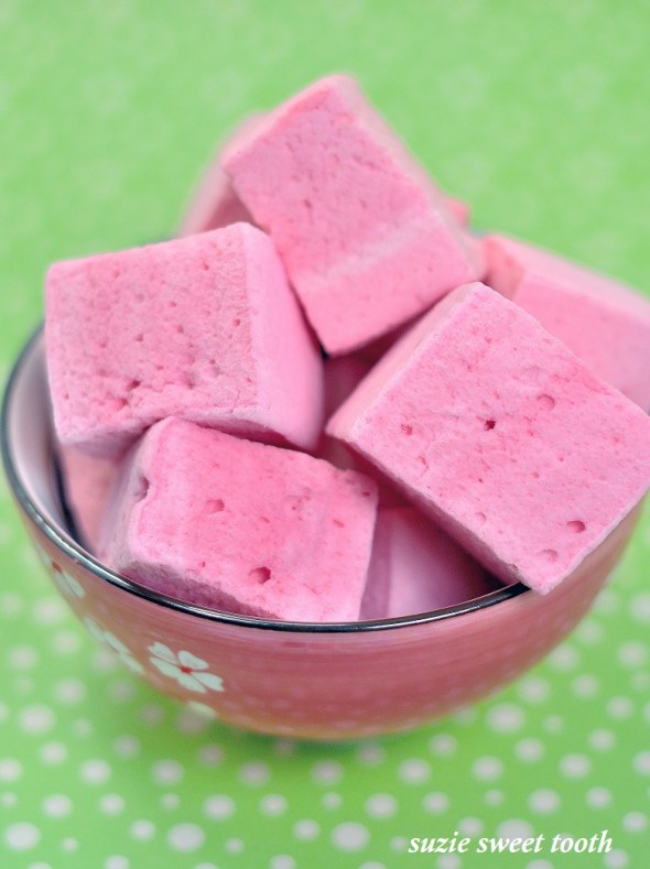 Strawberry marshmallows 3