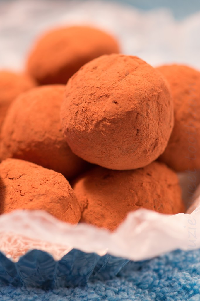 salted caramel_chocolate truffles 1