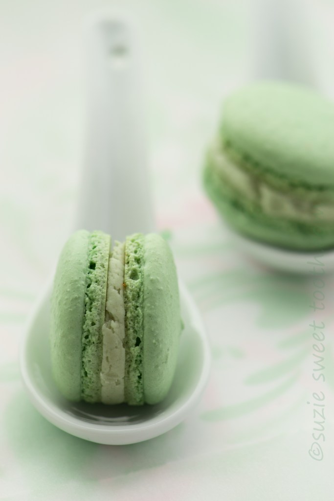 matcha macarons