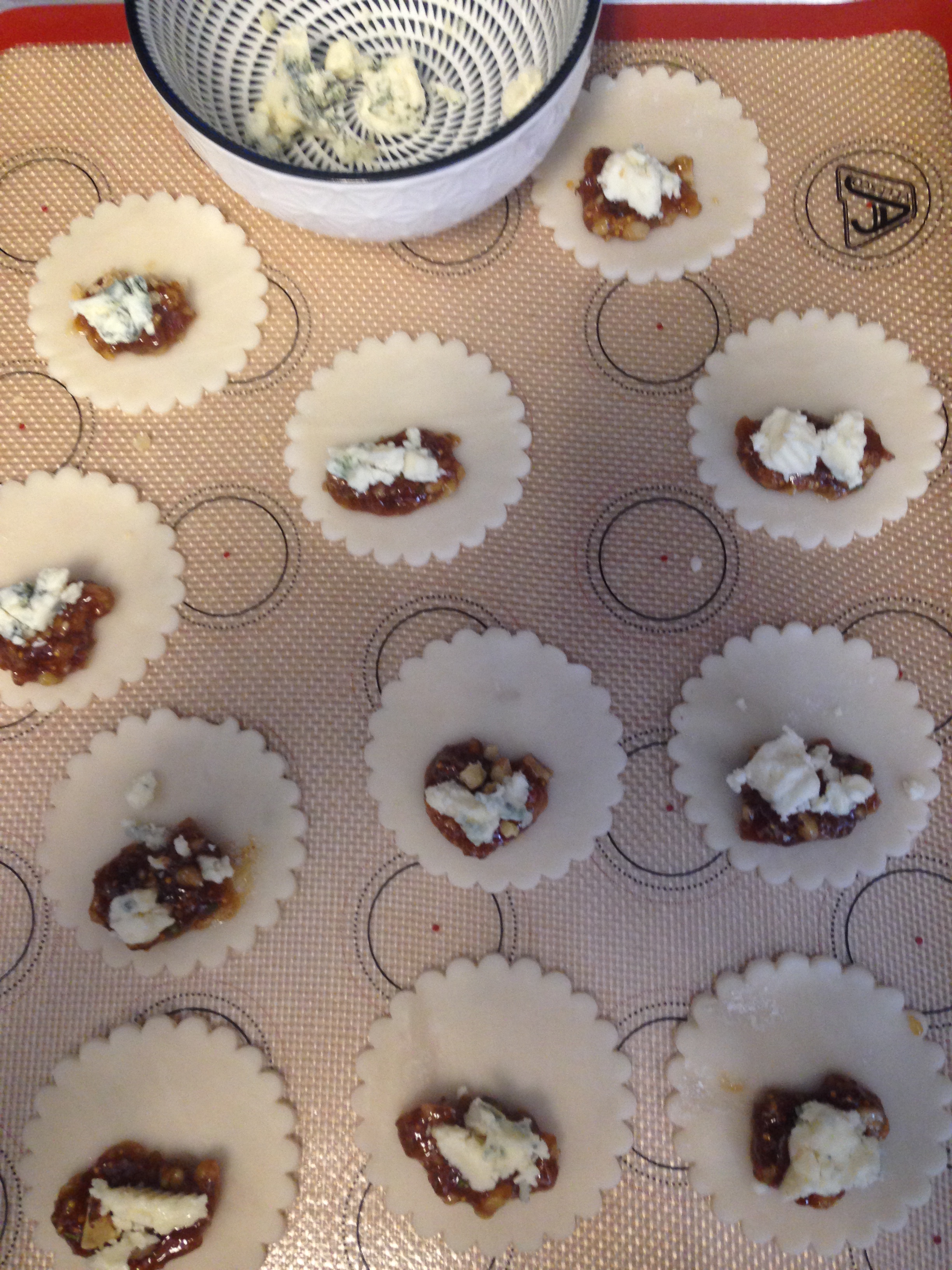 431ED6D6-49BB-4188-A88C-54F9F3E80969