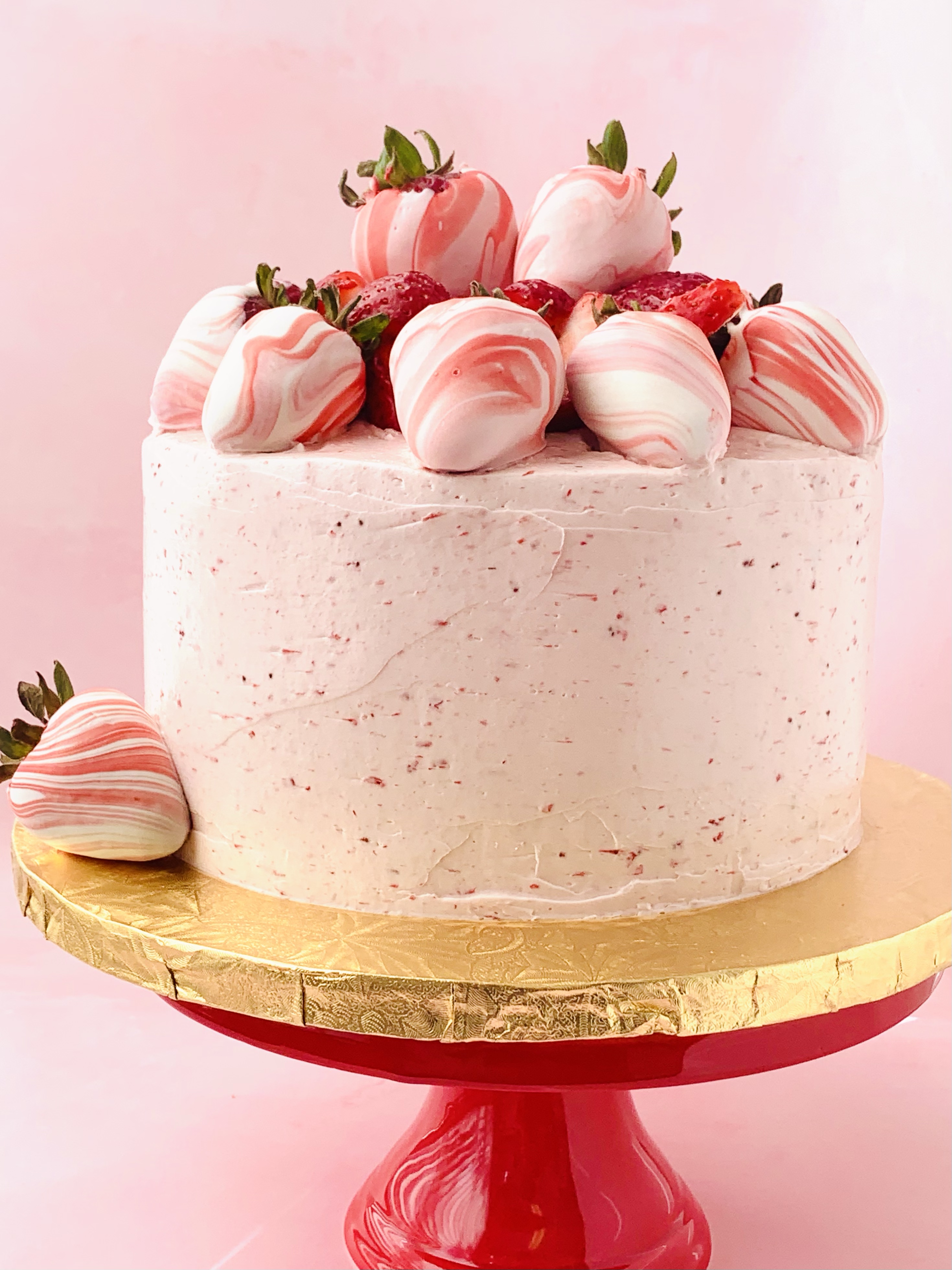 Fresh Strawberry Cake – SUZIE SWEET TOOTH